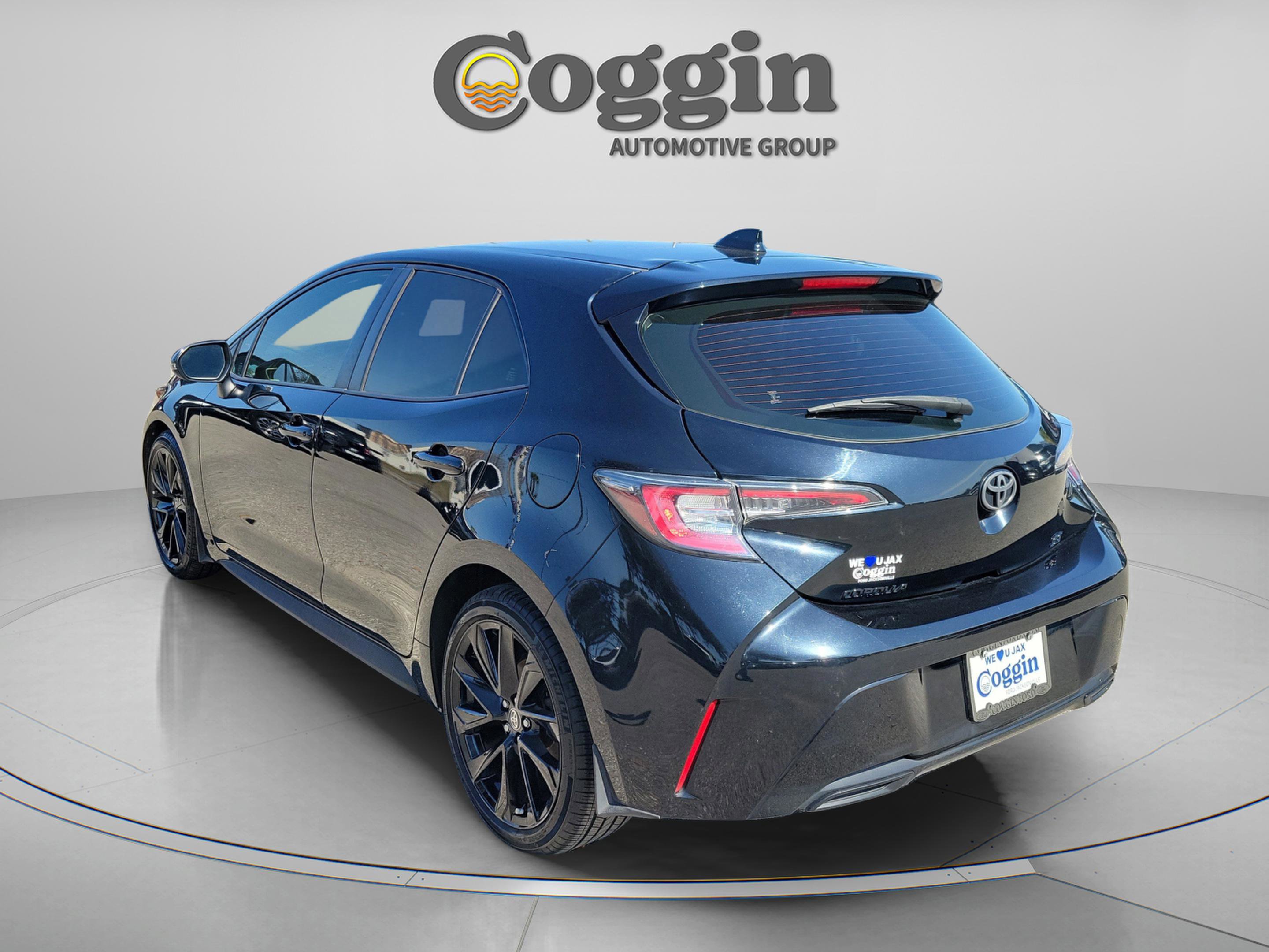 Used 2021 Toyota Corolla SE image 3