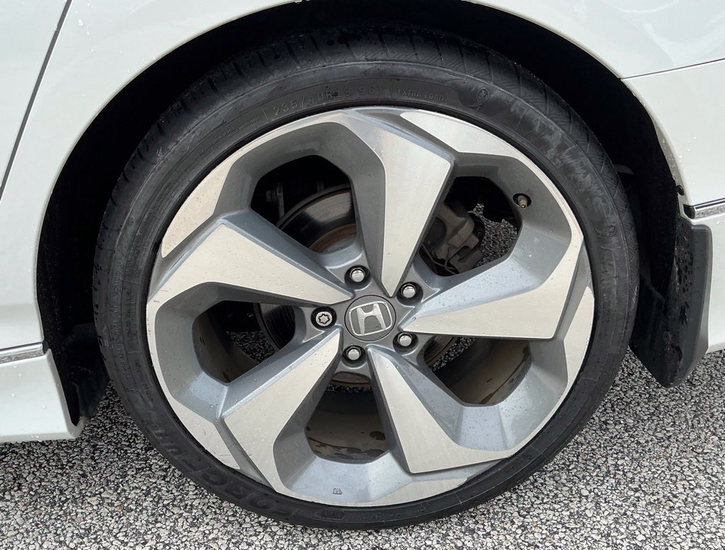 Used 2018 Honda Accord Touring image 21