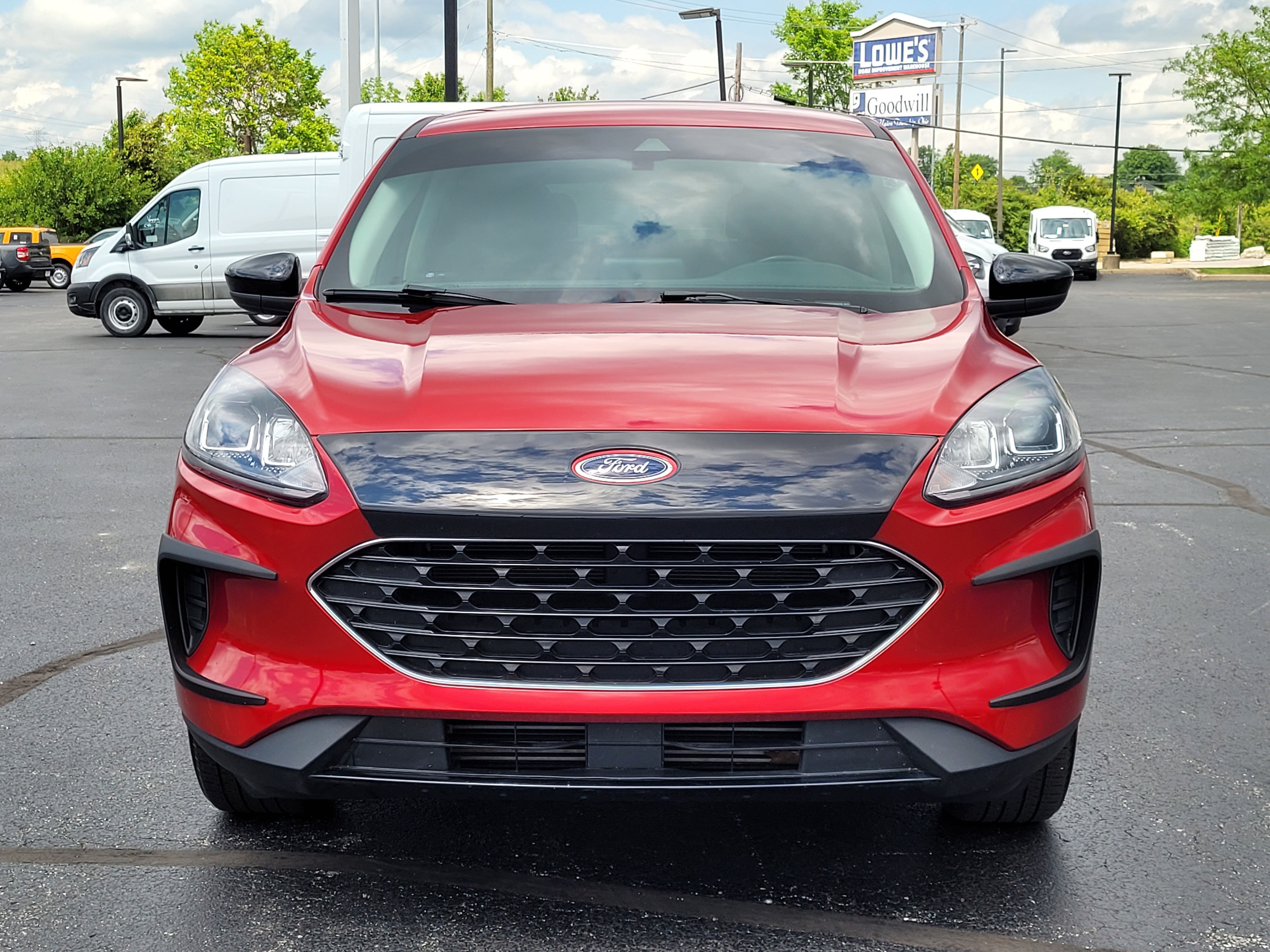 Certified 2022 Ford Escape SE w/ SE Sport Appearance Package AWD/4WD image 9