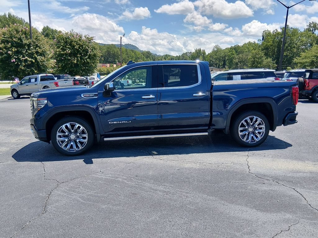 Used 2023 GMC Sierra 1500 Denali w/ Denali Reserve Package AWD/4WD image 7