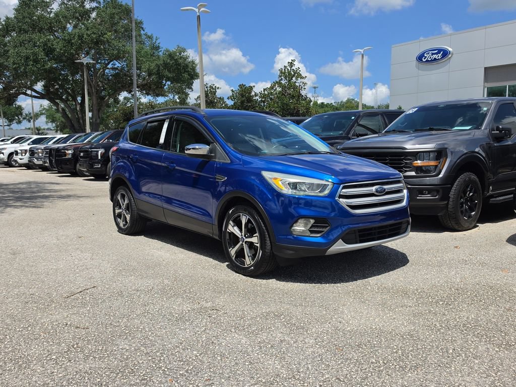 Certified 2017 Ford Escape SE w/ SE Leather Comfort Package FWD image 2