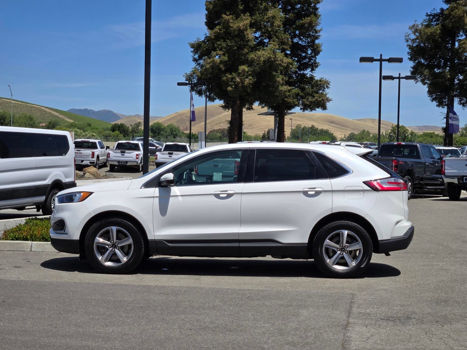 Certified 2023 Ford Edge SEL w/ Convenience Package AWD/4WD image 7