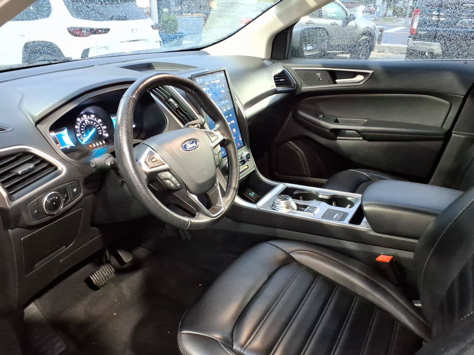 Certified 2024 Ford Edge SEL AWD/4WD image 9