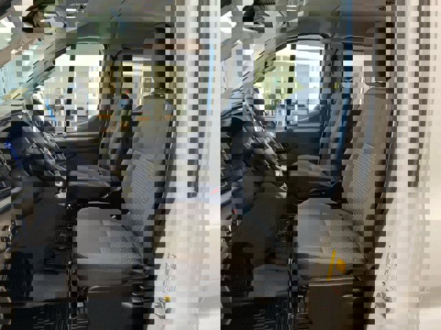 Certified 2025 Ford Transit 350 XLT image 16