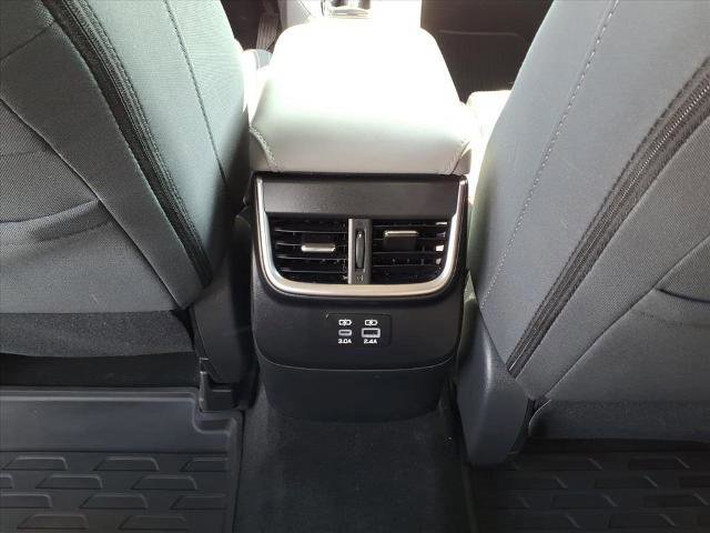 Used 2025 Subaru Outback Premium image 8