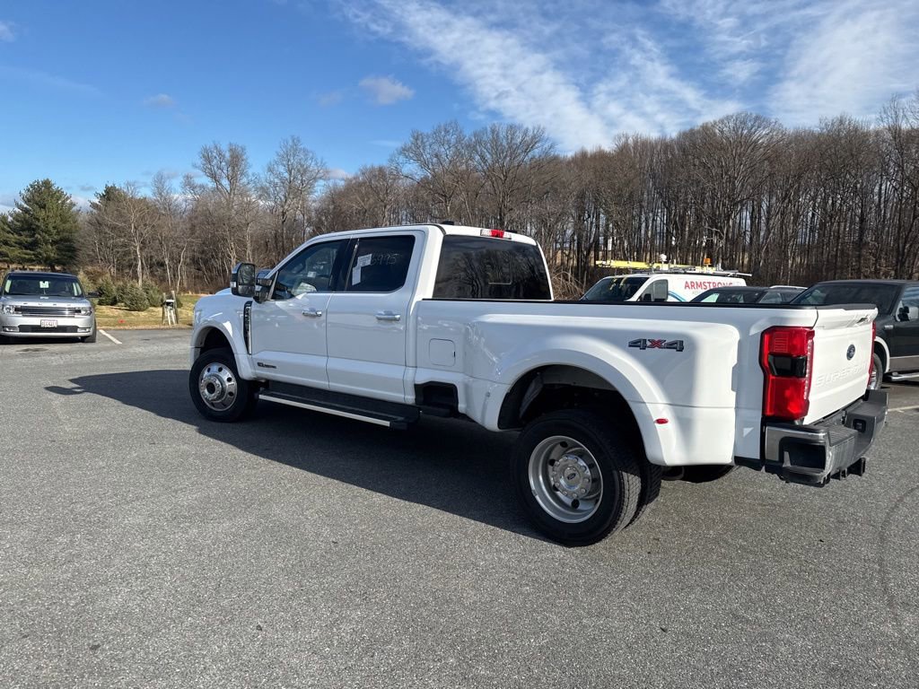 Certified 2023 Ford F450 Lariat w/ Chrome Package image 4