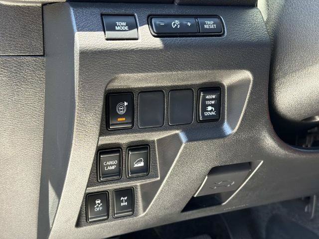 Used 2023 Nissan Frontier PRO-4X w/ Pro Convenience Package AWD/4WD image 24