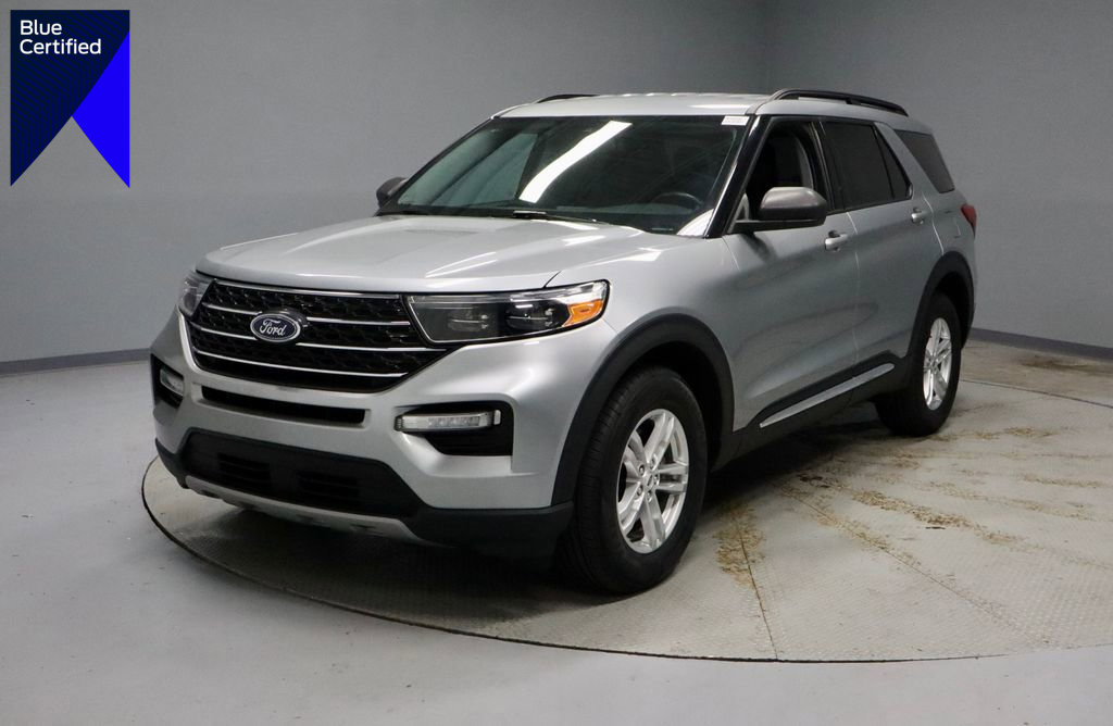 Certified 2023 Ford Explorer XLT w/ Equipment Group 202A image 1