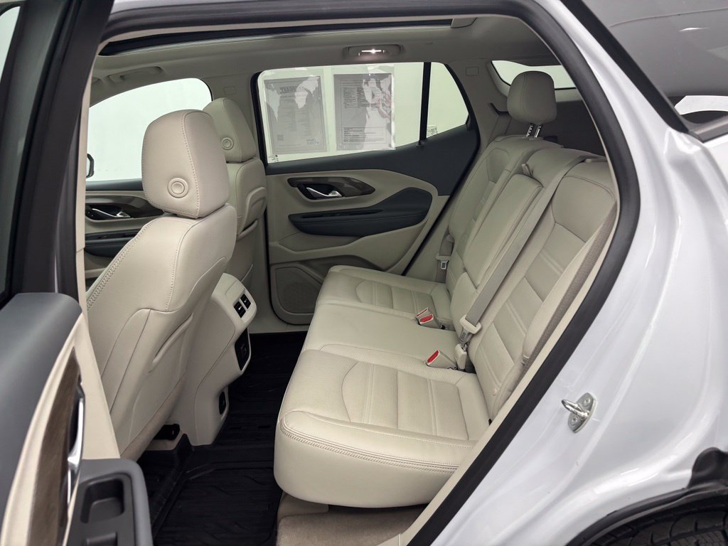 Used 2023 GMC Terrain Denali w/ LPO, Floor Liner Package AWD/4WD image 37