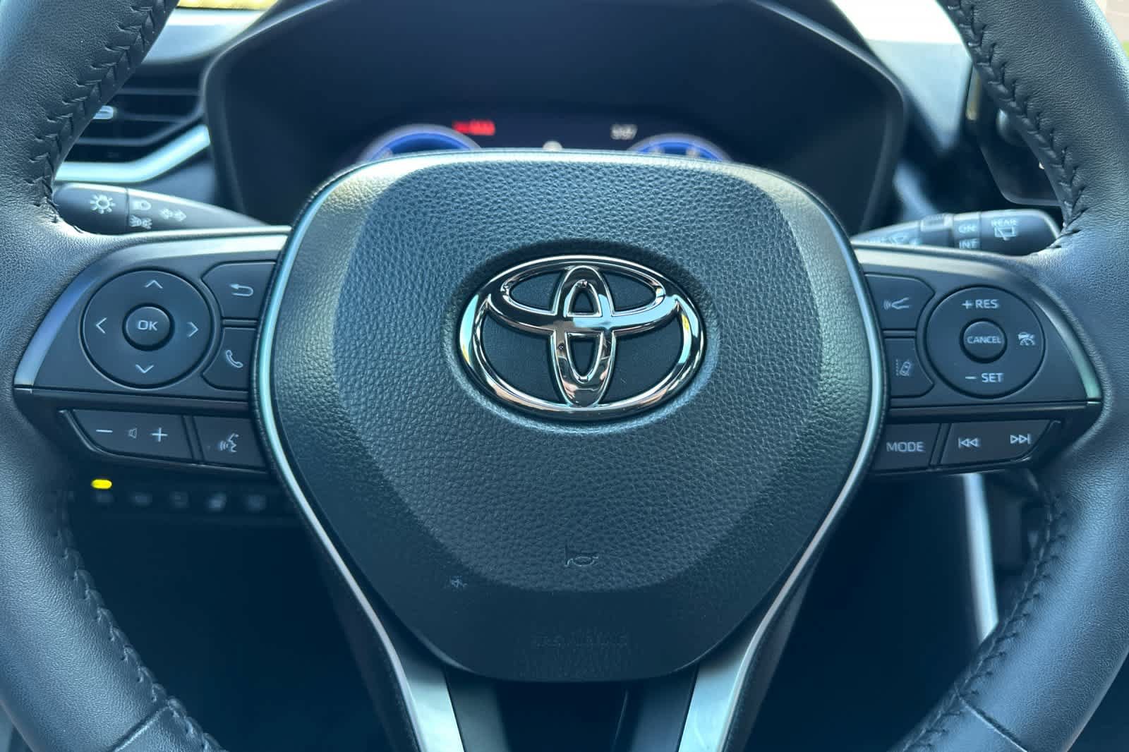 Used 2024 Toyota RAV4 XSE w/ Advanced Technology Package AWD/4WD image 24