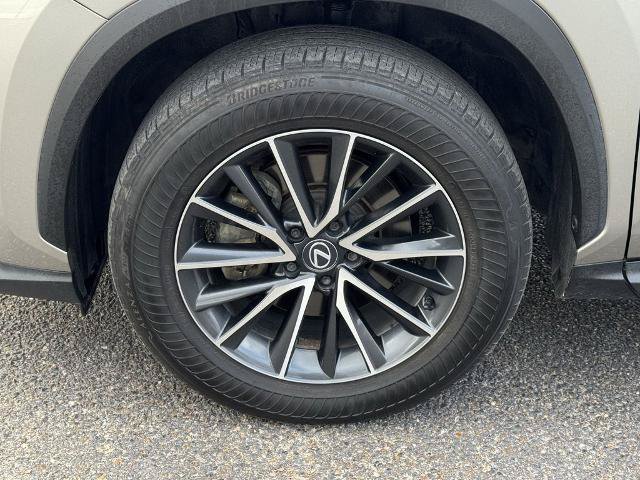 Used 2024 Lexus NX 250 FWD image 11
