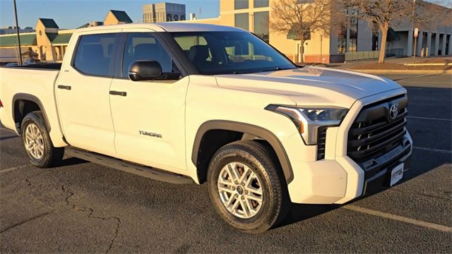 Used 2022 Toyota Tundra SR5 w/ Convenience Package image 3