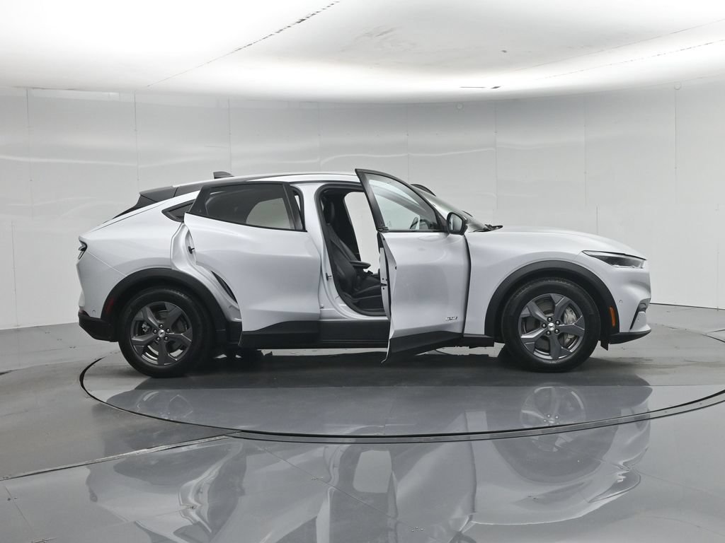 Certified 2023 Ford Mustang Mach-E Select RWD image 5