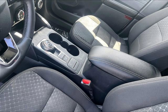 Certified 2024 Ford Escape Active AWD/4WD image 15