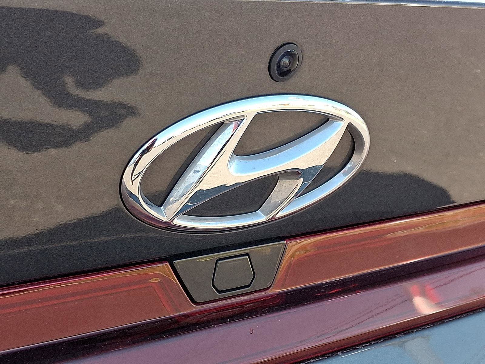 Used 2023 Hyundai Elantra SEL w/ Convenience Package image 30