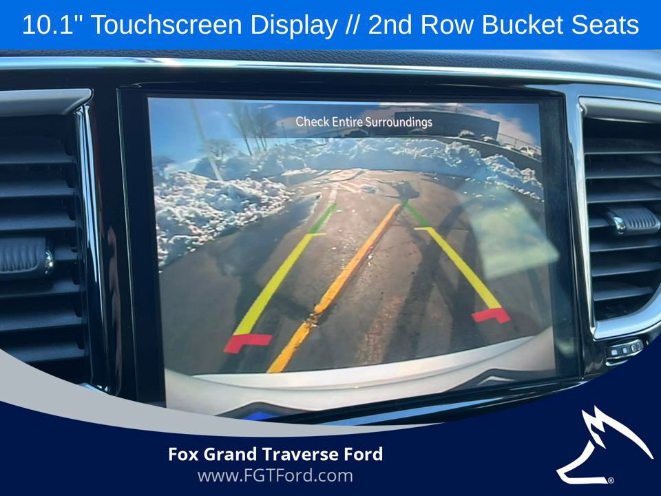 Used 2024 Chrysler Pacifica Touring-L image 25