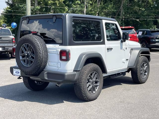 Used 2026 Jeep Wrangler Sport AWD/4WD image 23