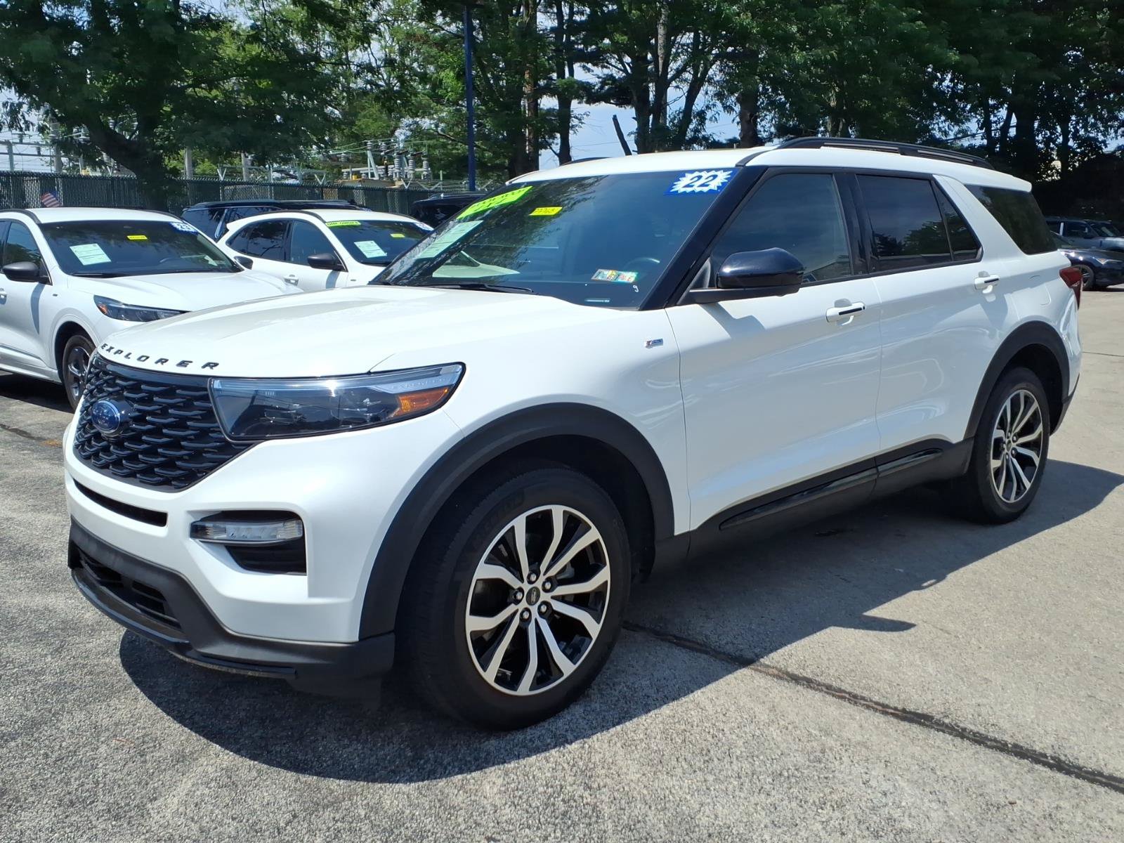 Certified 2022 Ford Explorer ST-Line w/ Class IV Trailer Tow Package AWD/4WD image 8