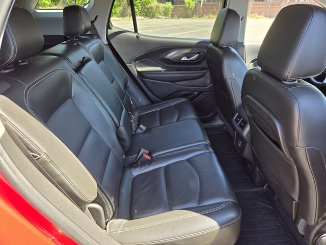 Used 2022 GMC Terrain SLT w/ LPO, Floor Liner Package AWD/4WD image 17