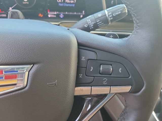 Used 2023 Cadillac Escalade Premium Luxury w/ LPO, Radiant Package AWD/4WD image 30