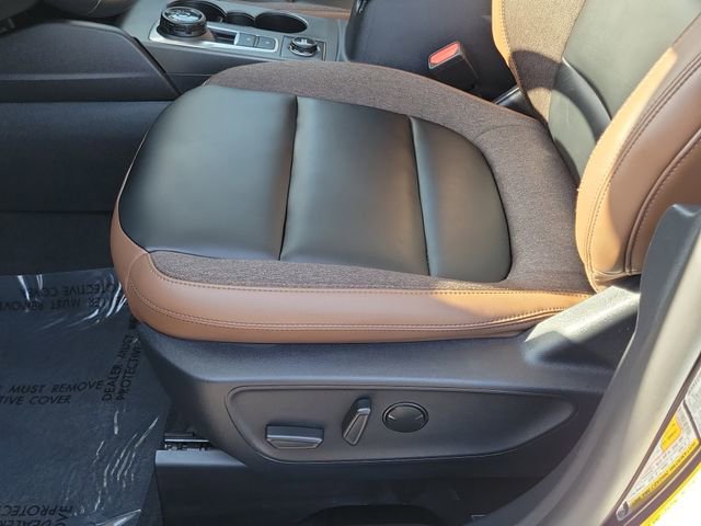 Certified 2025 Ford Bronco Sport Outer Banks w/ Outer Banks Tech Package+ AWD/4WD image 19