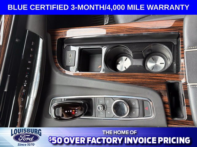 Used 2021 Cadillac Escalade Premium Luxury w/ Driver Assist Tech Package AWD/4WD image 16