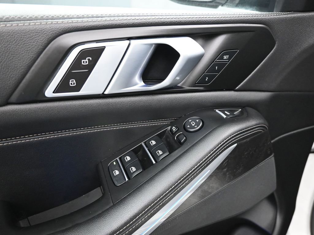 Used 2023 BMW X5 sDrive40i image 37