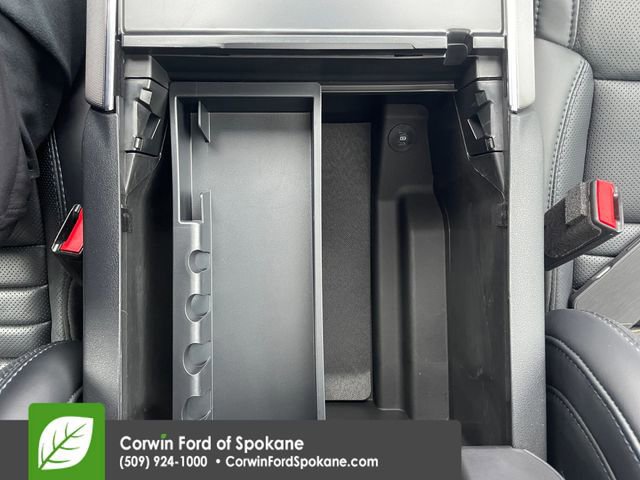 Certified 2025 Ford F150 Platinum image 40