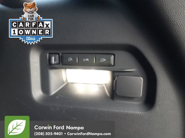 Certified 2025 Ford Explorer Platinum w/ LUX Leather Package image 30