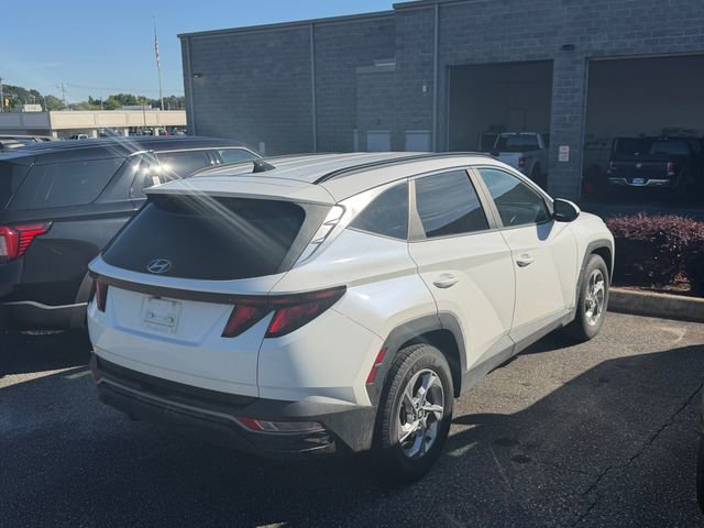Used 2024 Hyundai Tucson SEL FWD image 2