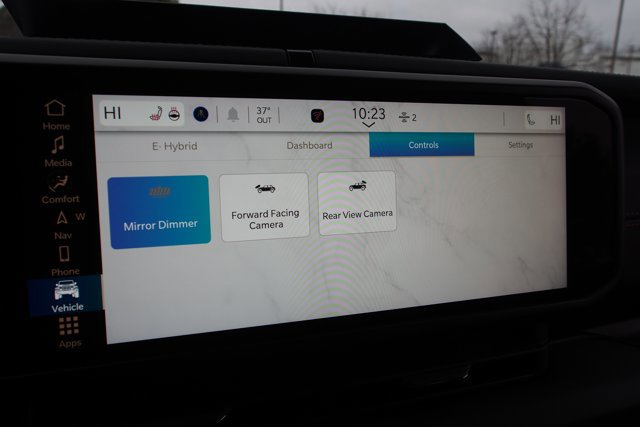 Used 2024 Jeep Wrangler Unlimited Sahara w/ Technology Group image 30