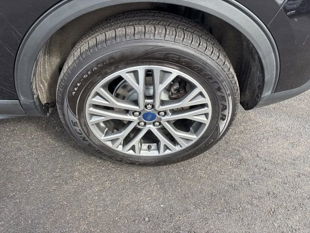 Certified 2022 Ford Escape SEL w/ Technology Package image 11