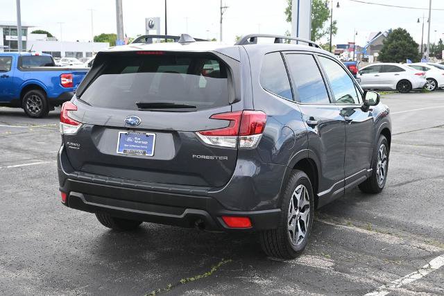 Used 2022 Subaru Forester Premium AWD/4WD image 9
