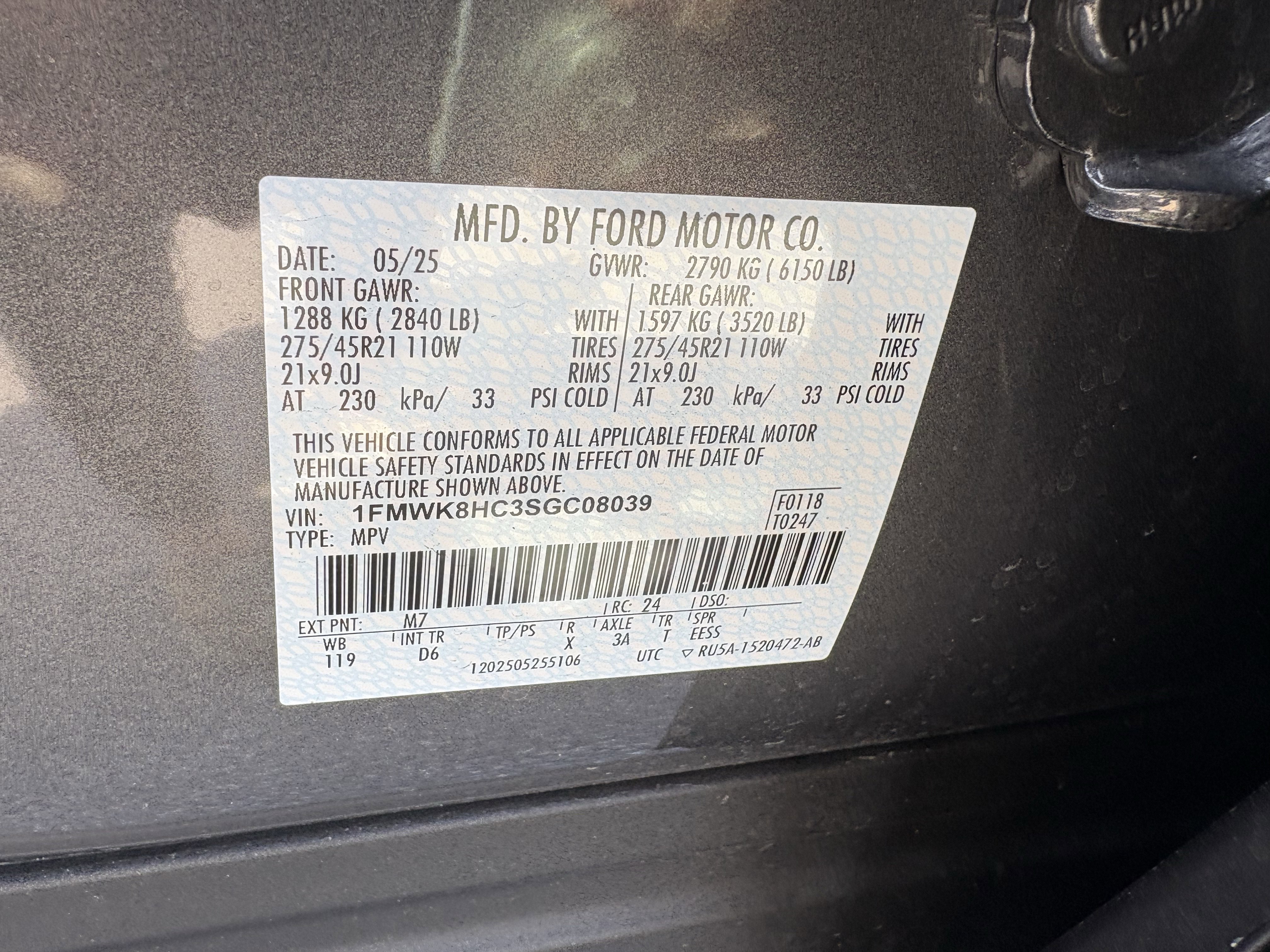 Certified 2025 Ford Explorer Platinum w/ Ultimate Package image 40