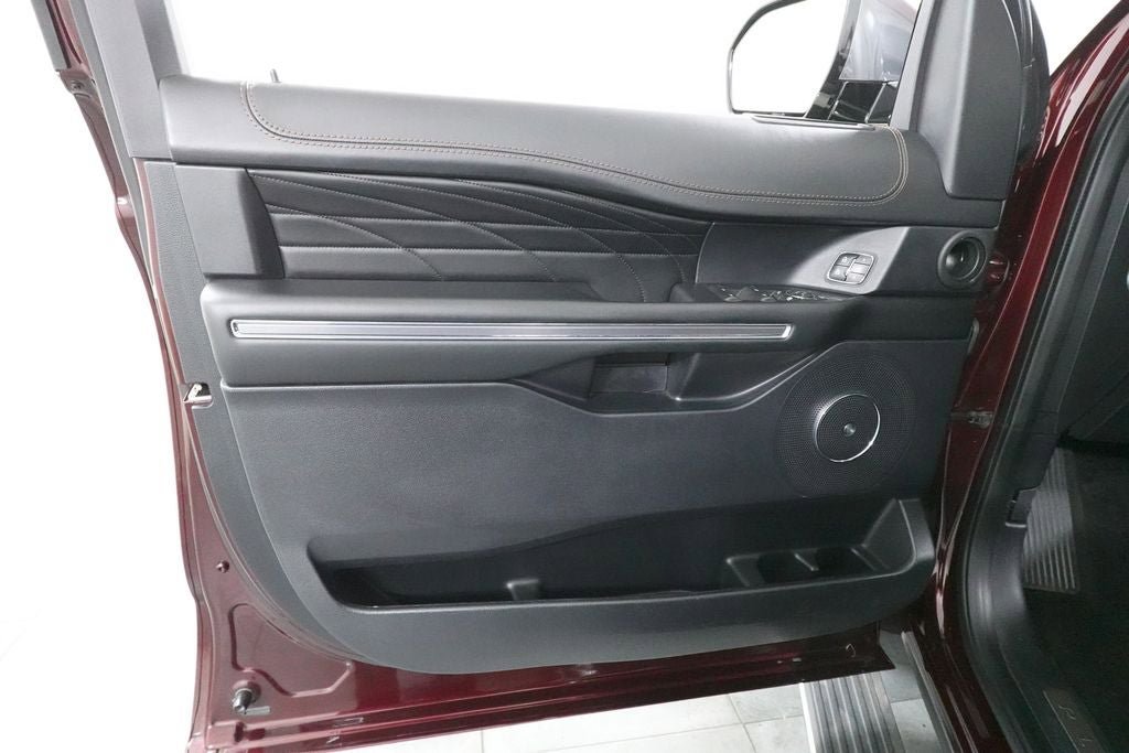 Certified 2020 Ford Expedition Platinum AWD/4WD image 23