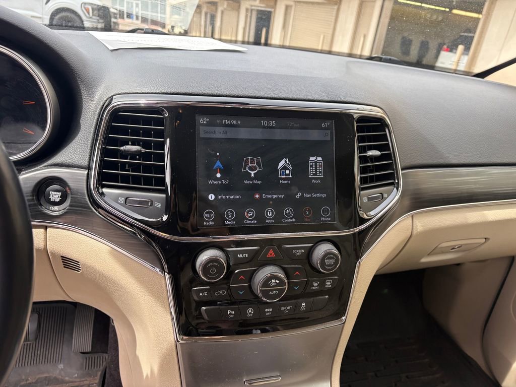 Used 2019 Jeep Grand Cherokee Limited AWD/4WD image 22