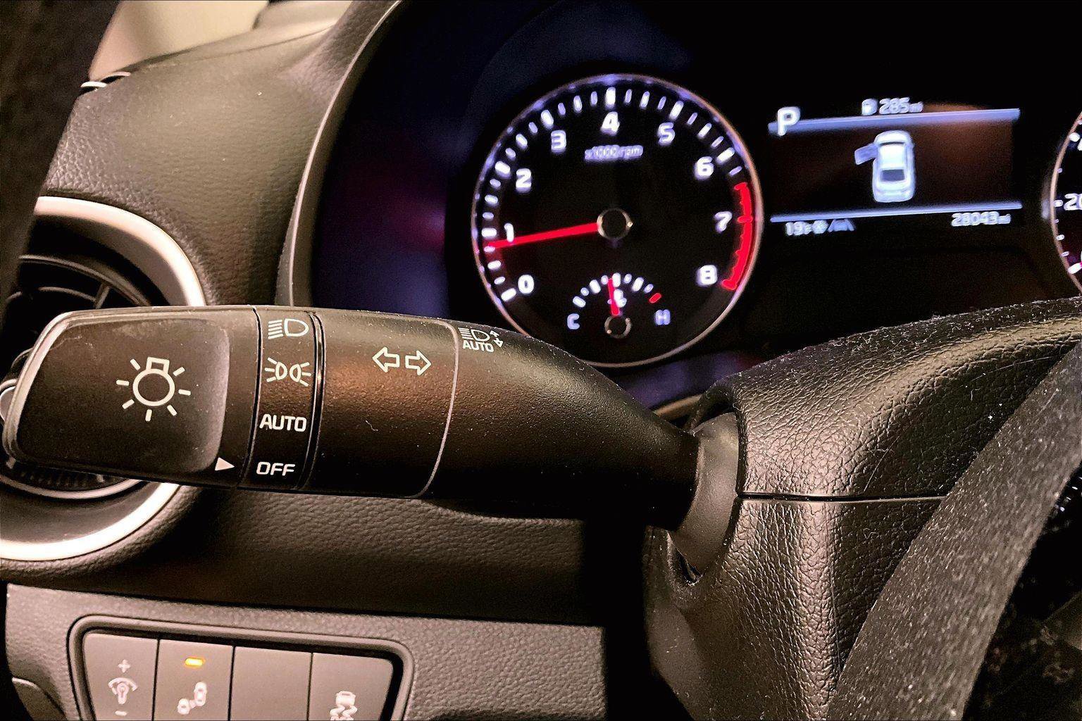 Used 2023 Kia Forte LXS w/ LXS Technology Package image 30