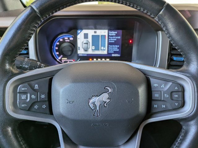 Certified 2021 Ford Bronco Outer Banks w/ Sasquatch Package image 24