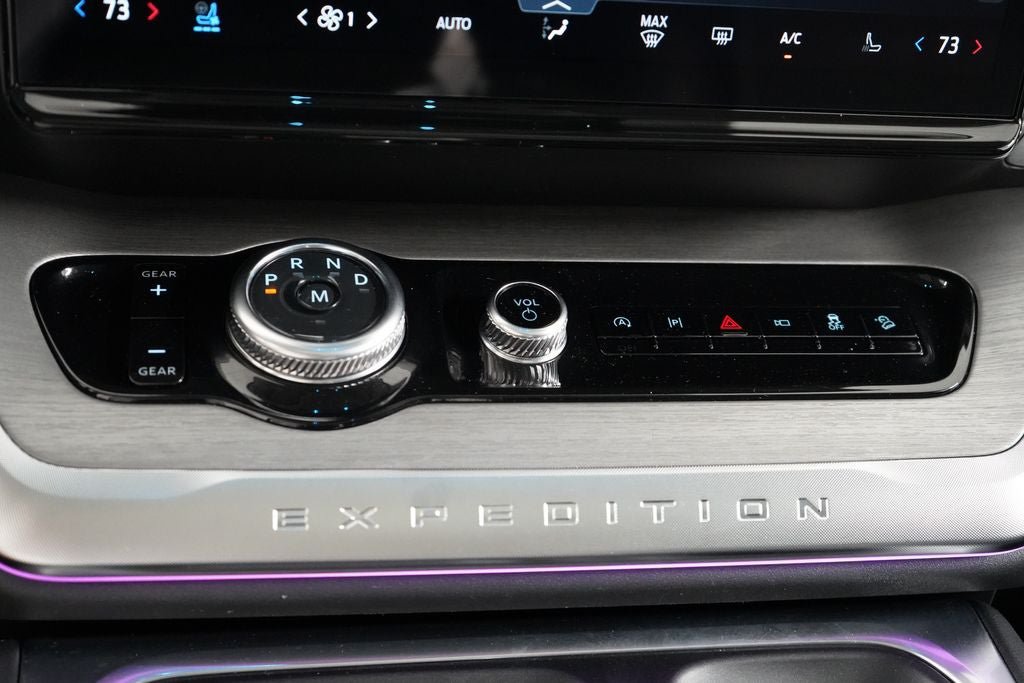 Certified 2025 Ford Expedition Platinum AWD/4WD image 28