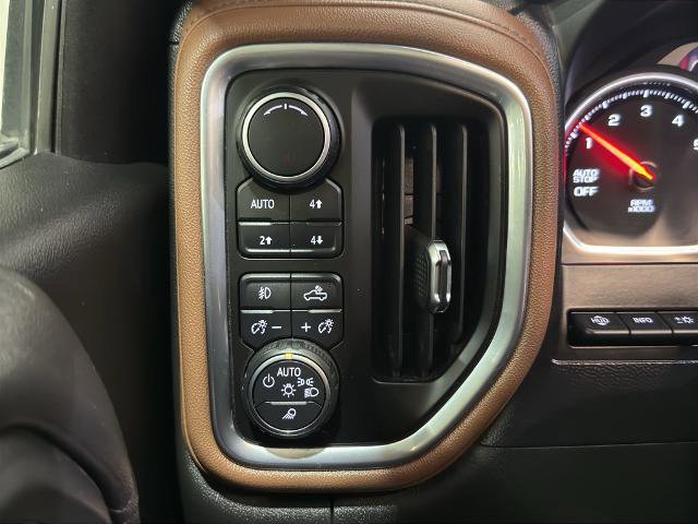 Used 2019 Chevrolet Silverado 1500 High Country w/ Technology Package image 16