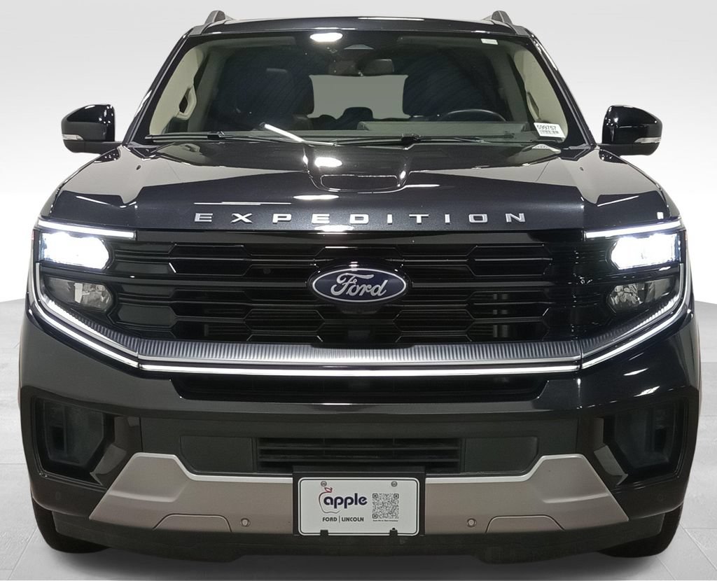 Certified 2025 Ford Expedition Max Platinum w/ Driver's Package AWD/4WD image 10
