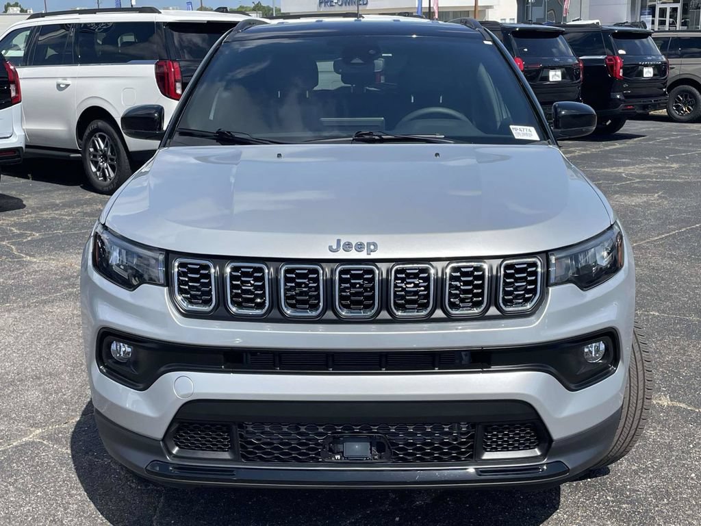 Used 2026 Jeep Compass Limited AWD/4WD image 8