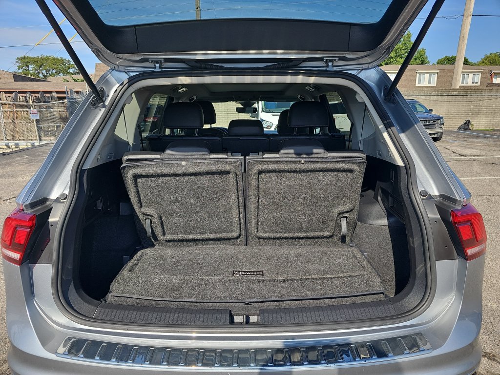 Used 2023 Volkswagen Tiguan SE FWD image 12