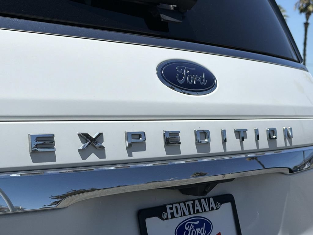 Certified 2024 Ford Expedition Limited AWD/4WD image 9