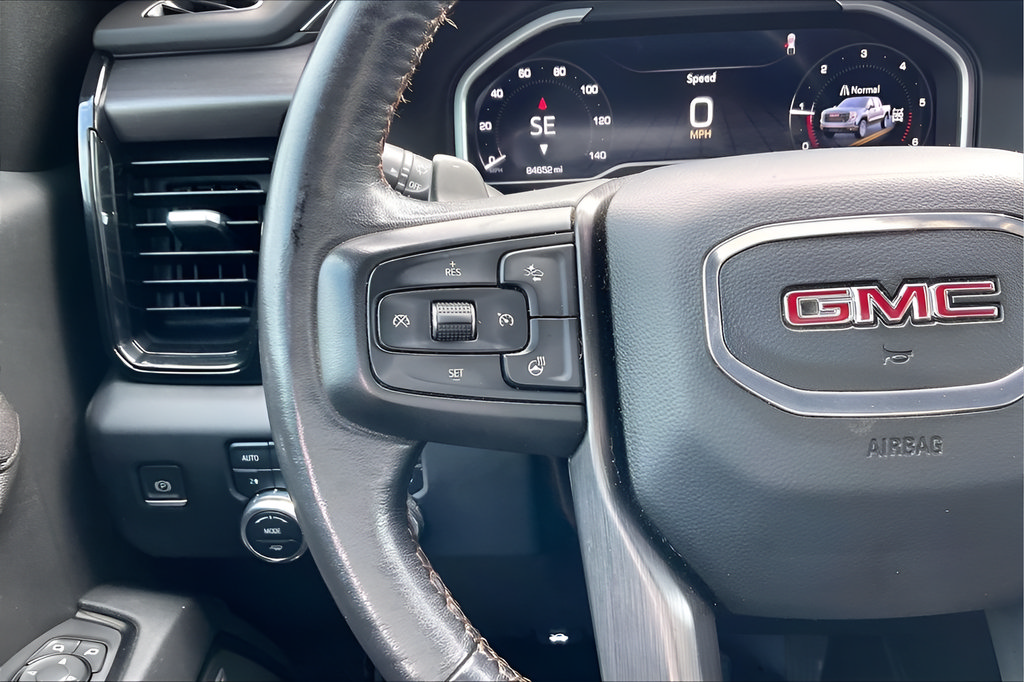 Used 2023 GMC Sierra 1500 AT4 w/ AT4 Preferred Package AWD/4WD image 10