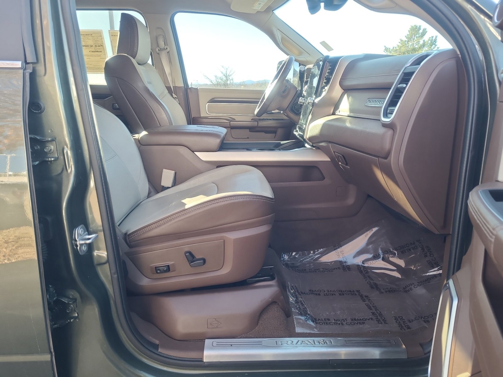 Used 2022 RAM 2500 Laramie image 19