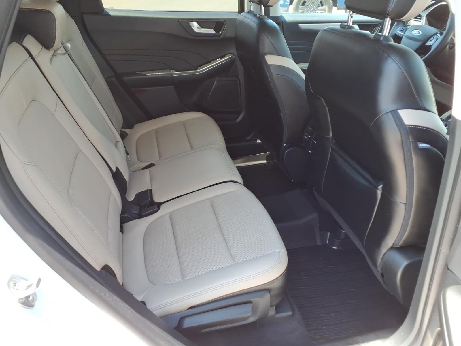 Certified 2022 Ford Escape SEL FWD image 14