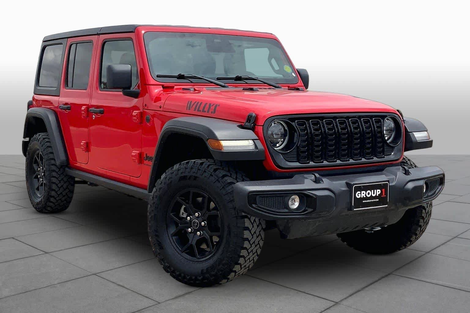 Used 2025 Jeep Wrangler Unlimited Sport AWD/4WD image 3