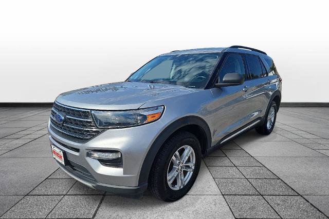 Certified 2023 Ford Explorer XLT w/ Equipment Group 202A AWD/4WD image 1
