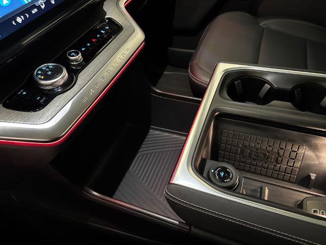 Certified 2025 Ford Expedition Platinum AWD/4WD image 33